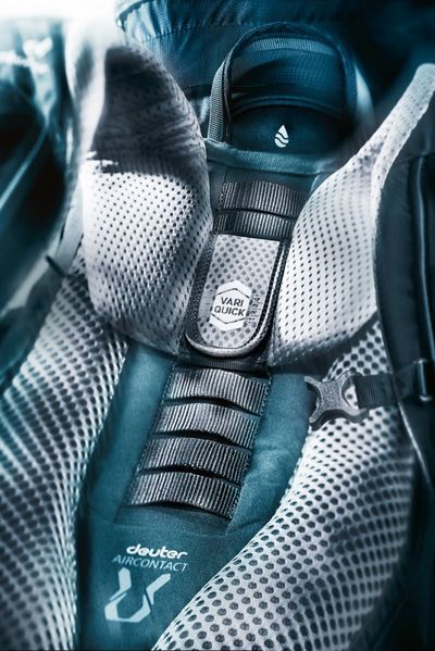 Туристический рюкзак Deuter Aircontact Lite 50+10 Alpinegreen-Forest - 3340318-2231 4823804483378 фото